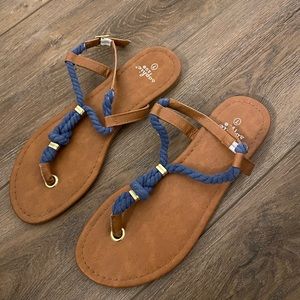 Women’s sandals